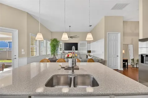 508 Winterside Drive Apollo Beach FL 33572