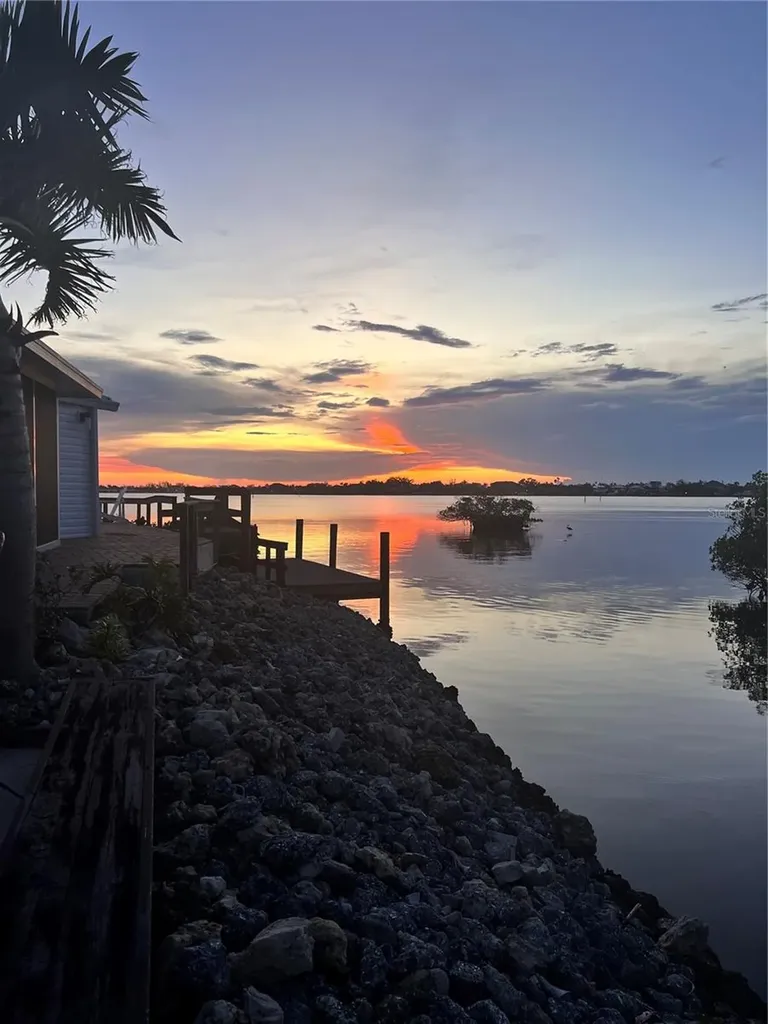 102 2nd Avenue Venice FL 34285