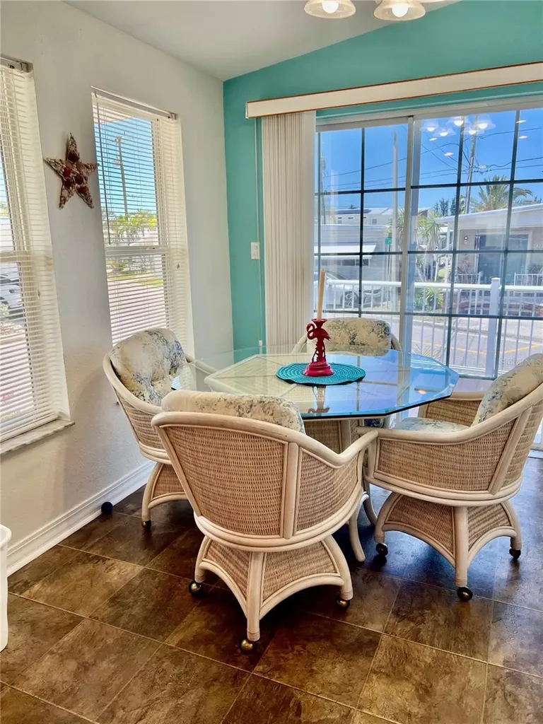 102 2nd Avenue Venice FL 34285