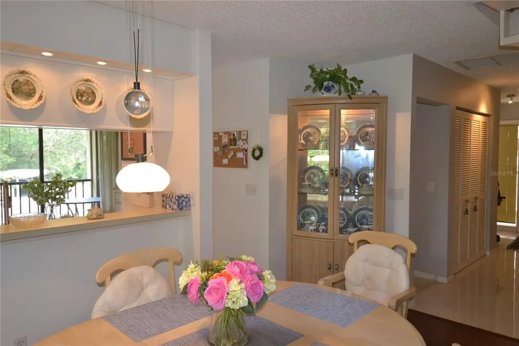 112 Lindsay Lane Oldsmar FL 34677