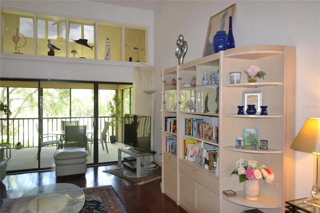 112 Lindsay Lane Oldsmar FL 34677