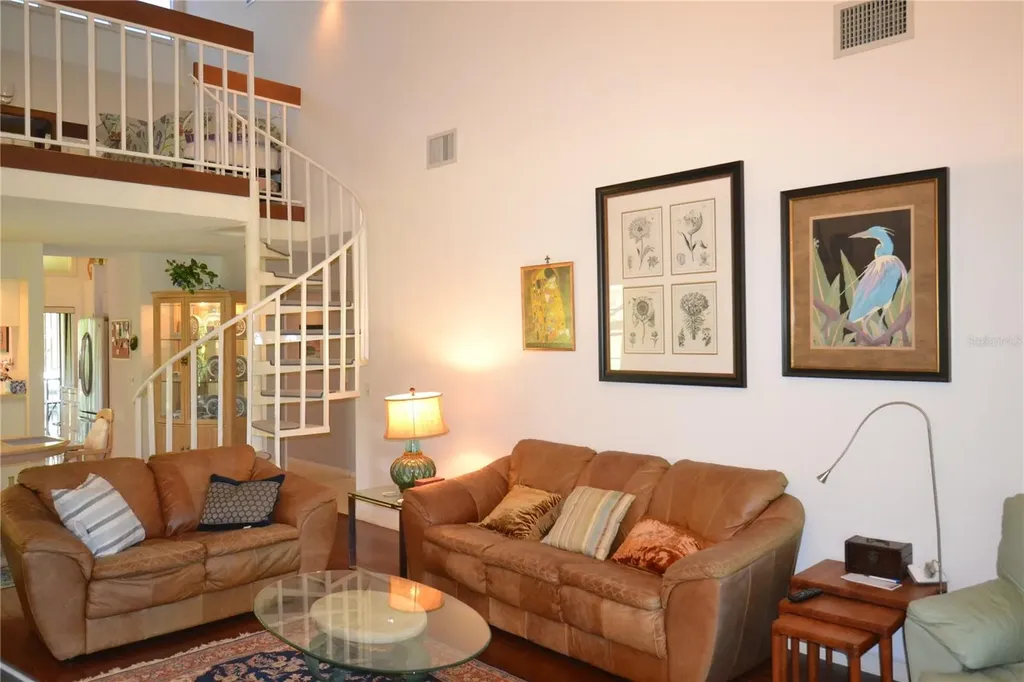 112 Lindsay Lane Oldsmar FL 34677