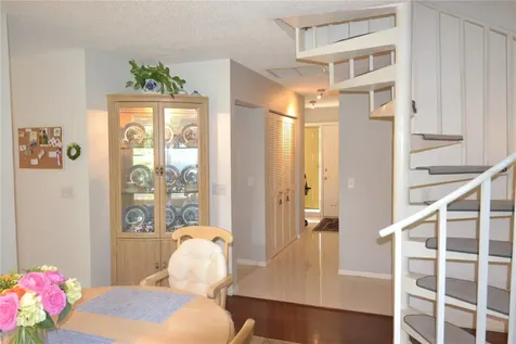 112 Lindsay Lane Oldsmar FL 34677