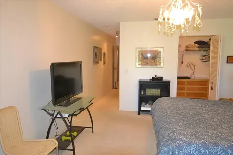 112 Lindsay Lane Oldsmar FL 34677