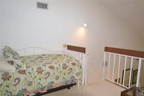 112 Lindsay Lane Oldsmar FL 34677