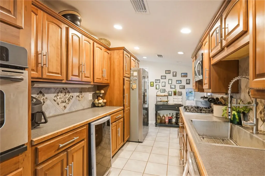 701 S Crest Avenue Clearwater FL 33756