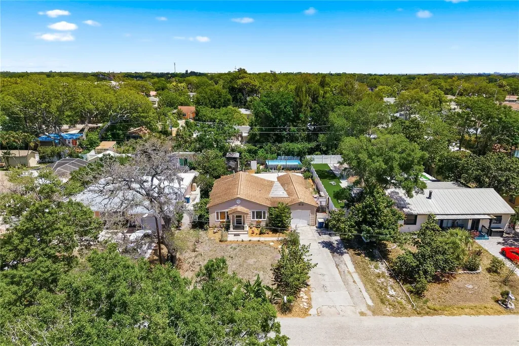 701 S Crest Avenue Clearwater FL 33756