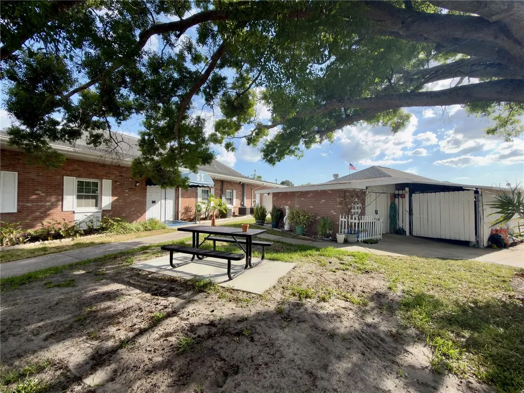 9805 Lily Street N Pinellas Park FL 33782
