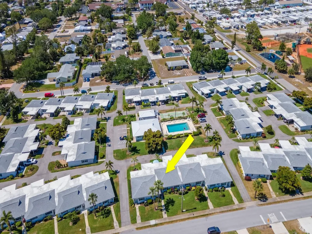 139 Field Avenue E Venice FL 34285