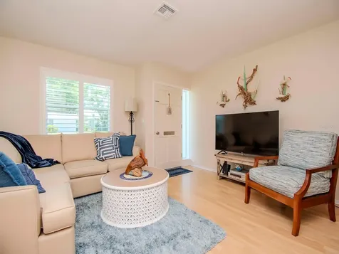 139 Field Avenue E Venice FL 34285