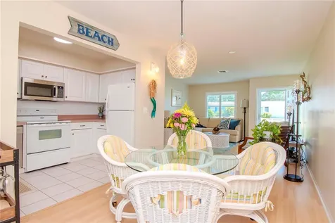 139 Field Avenue E Venice FL 34285