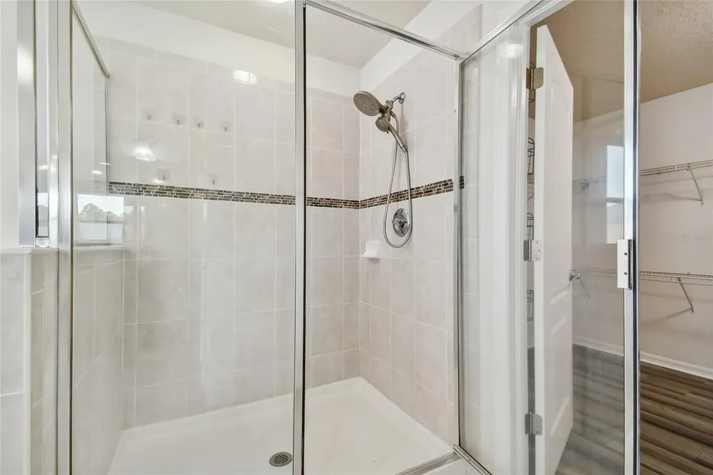 11027 Tahiti Isle Lane Tampa FL 33647