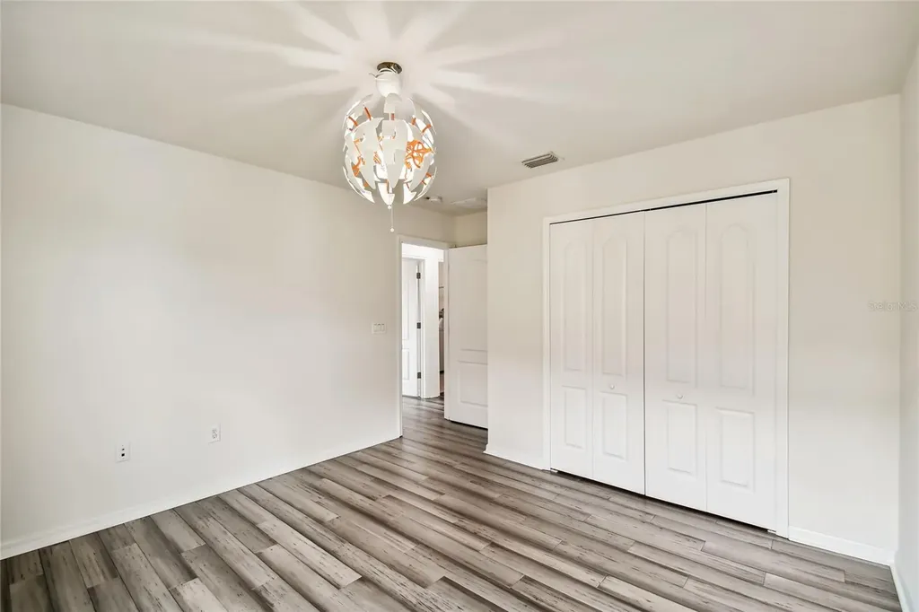 11027 Tahiti Isle Lane Tampa FL 33647