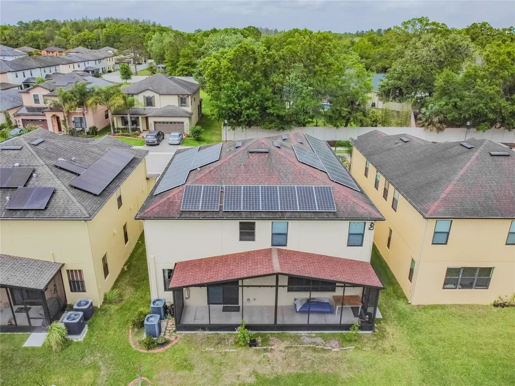 11027 Tahiti Isle Lane Tampa FL 33647