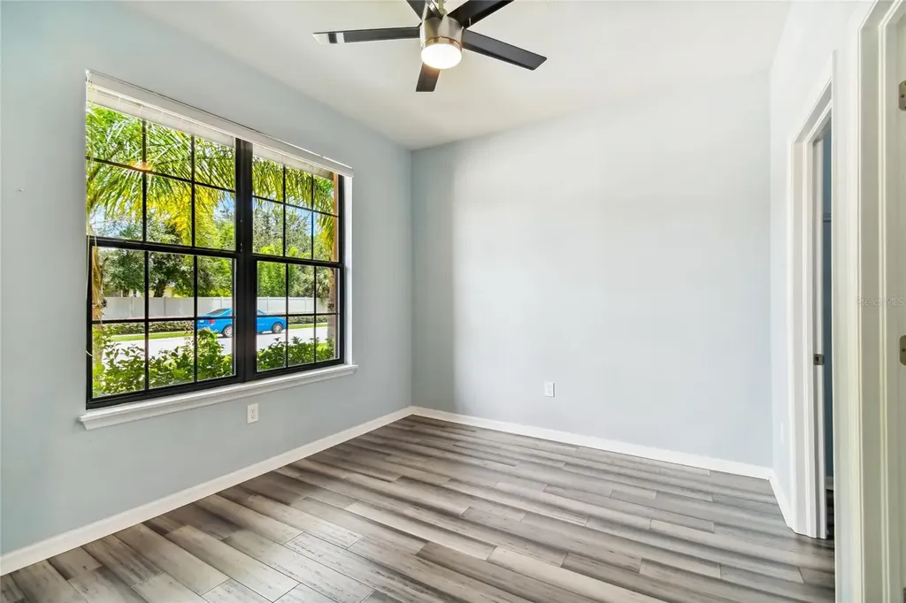 11027 Tahiti Isle Lane Tampa FL 33647