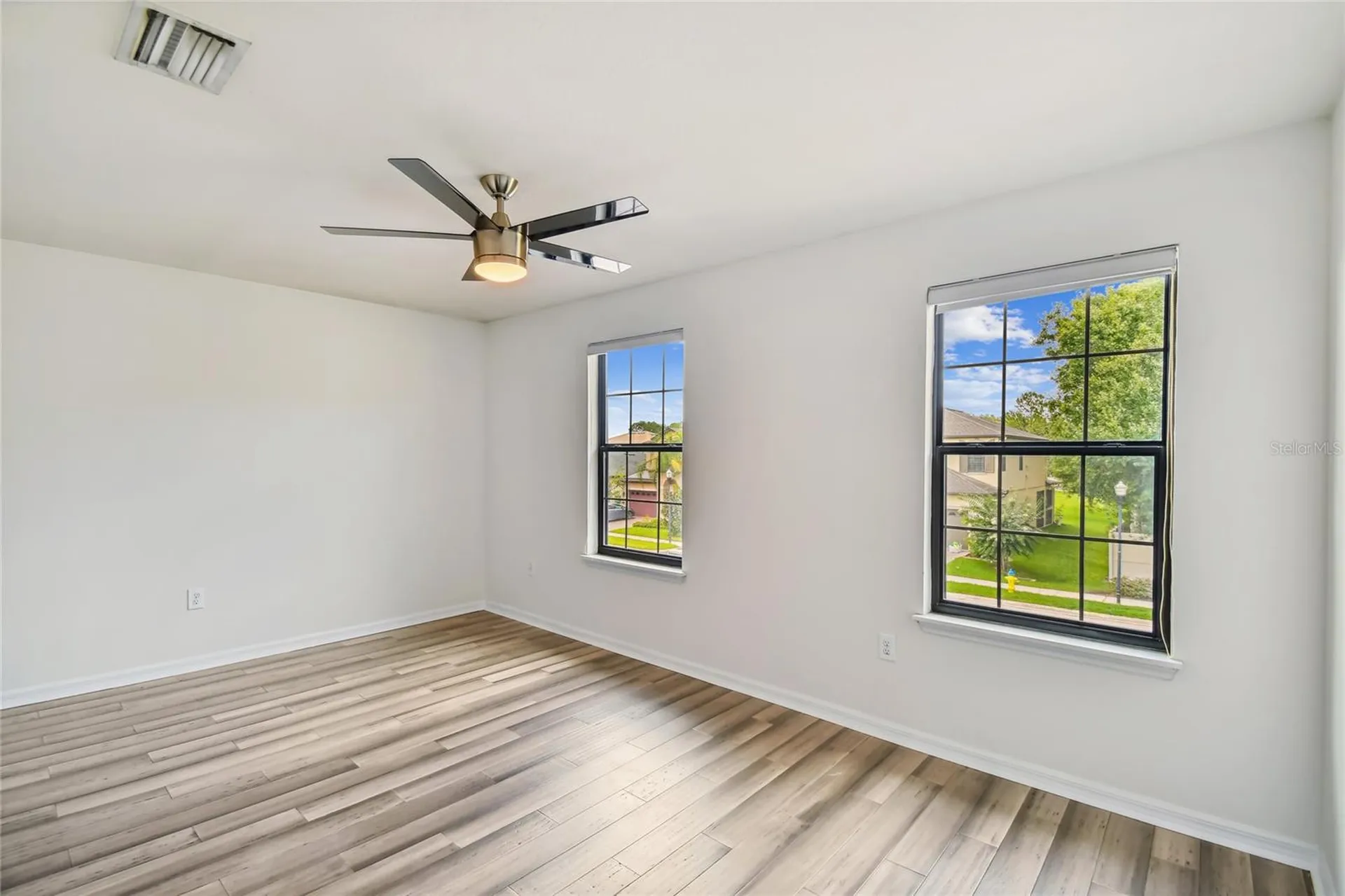11027 Tahiti Isle Lane Tampa FL 33647