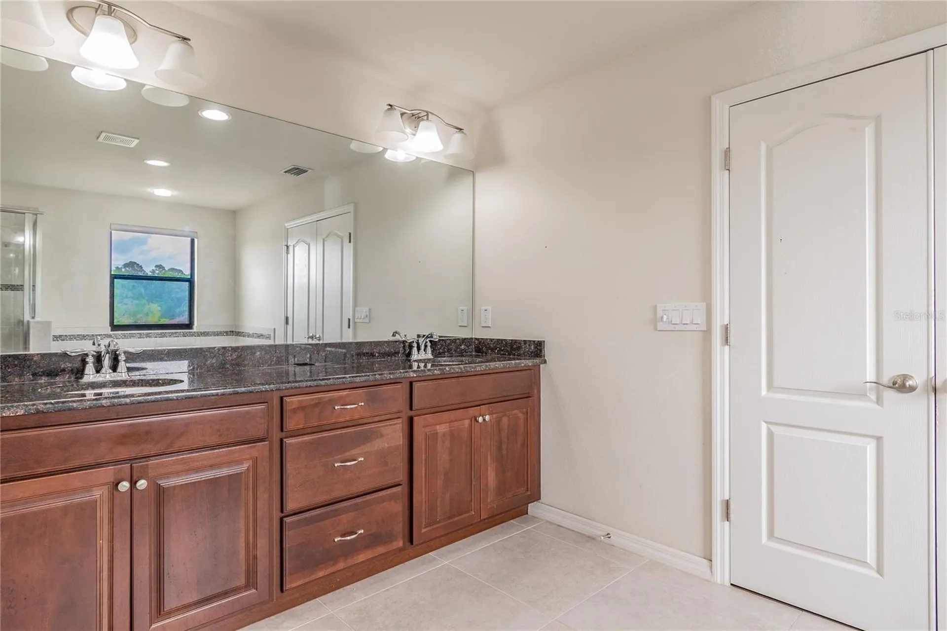 11027 Tahiti Isle Lane Tampa FL 33647