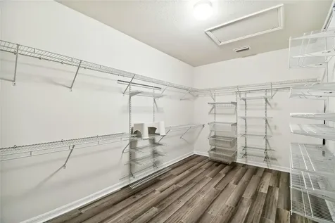 11027 Tahiti Isle Lane Tampa FL 33647