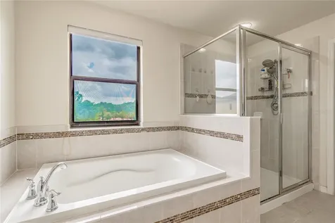 11027 Tahiti Isle Lane Tampa FL 33647