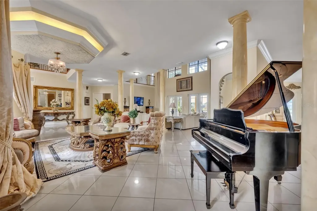2713 Formosa Boulevard Kissimmee FL 34747