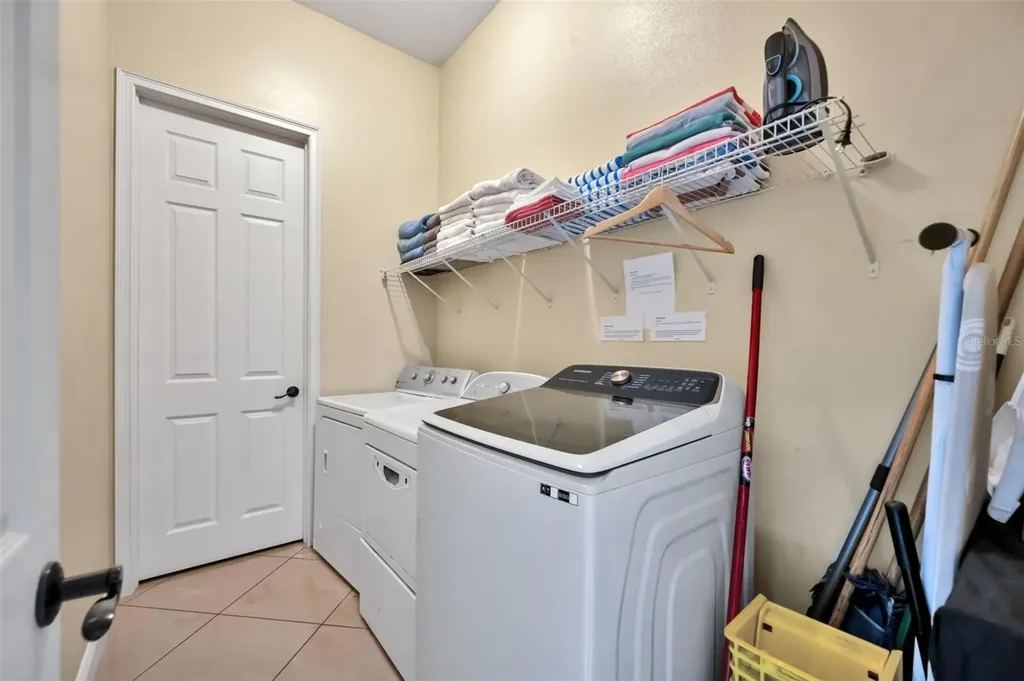 2713 Formosa Boulevard Kissimmee FL 34747