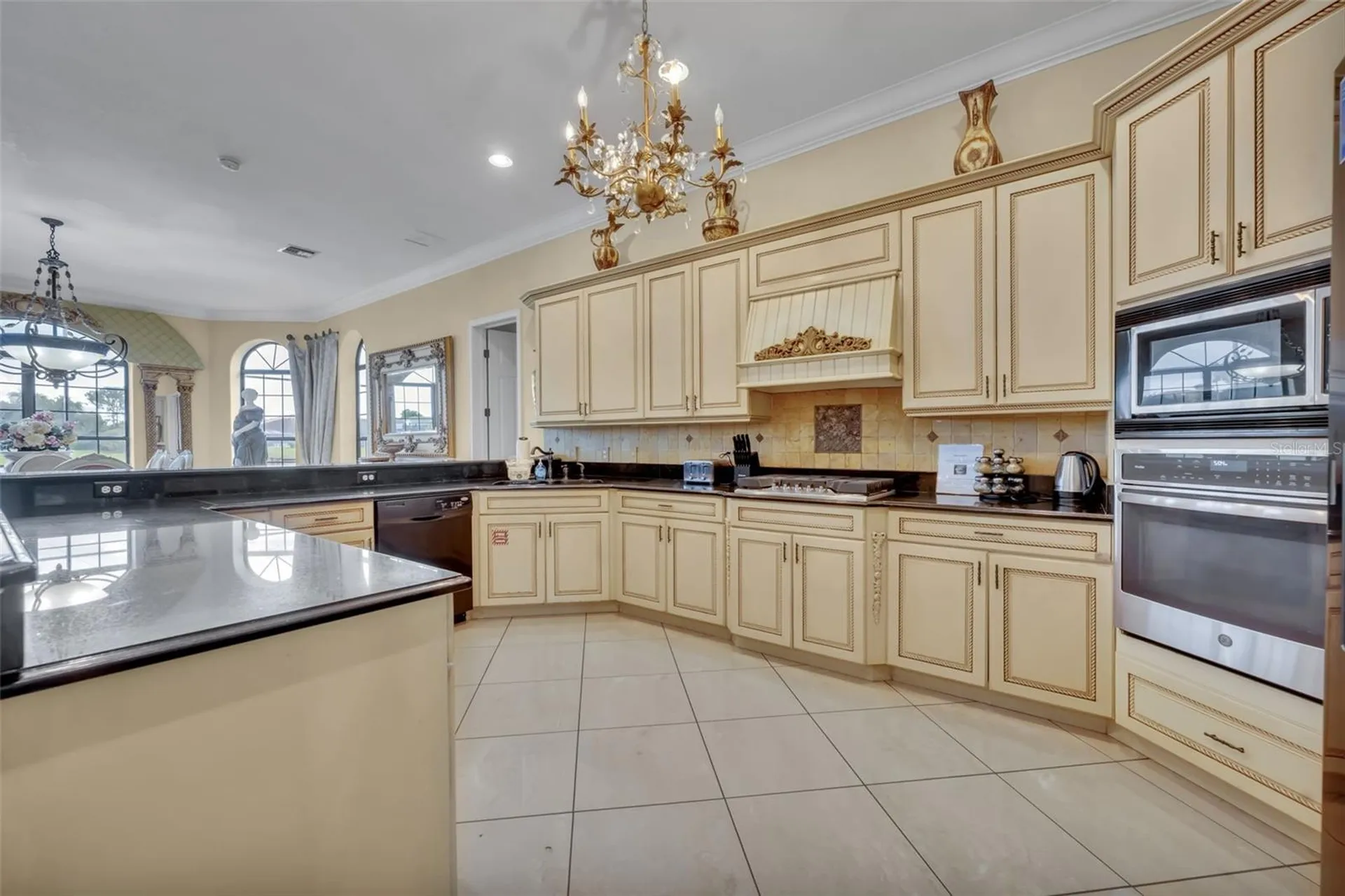 2713 Formosa Boulevard Kissimmee FL 34747