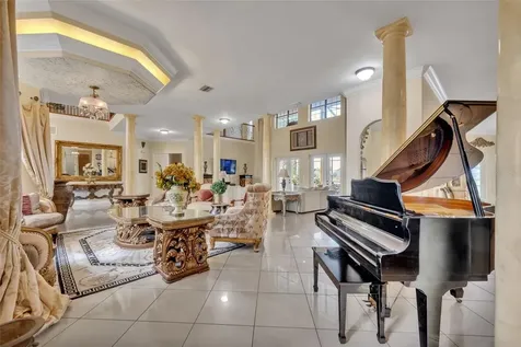 2713 Formosa Boulevard Kissimmee FL 34747