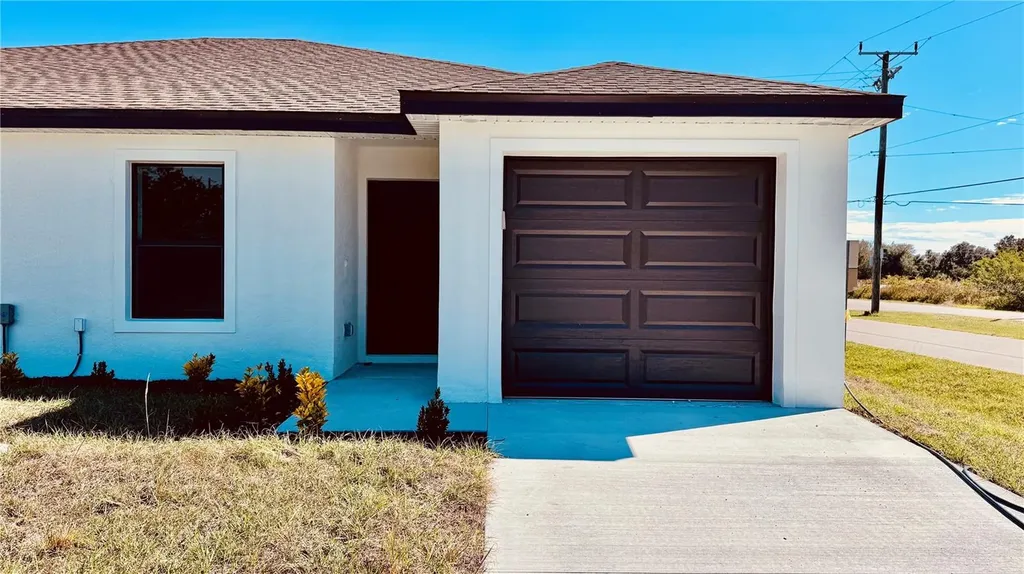 15506 Chamberlain Boulevard Port Charlotte FL 33953