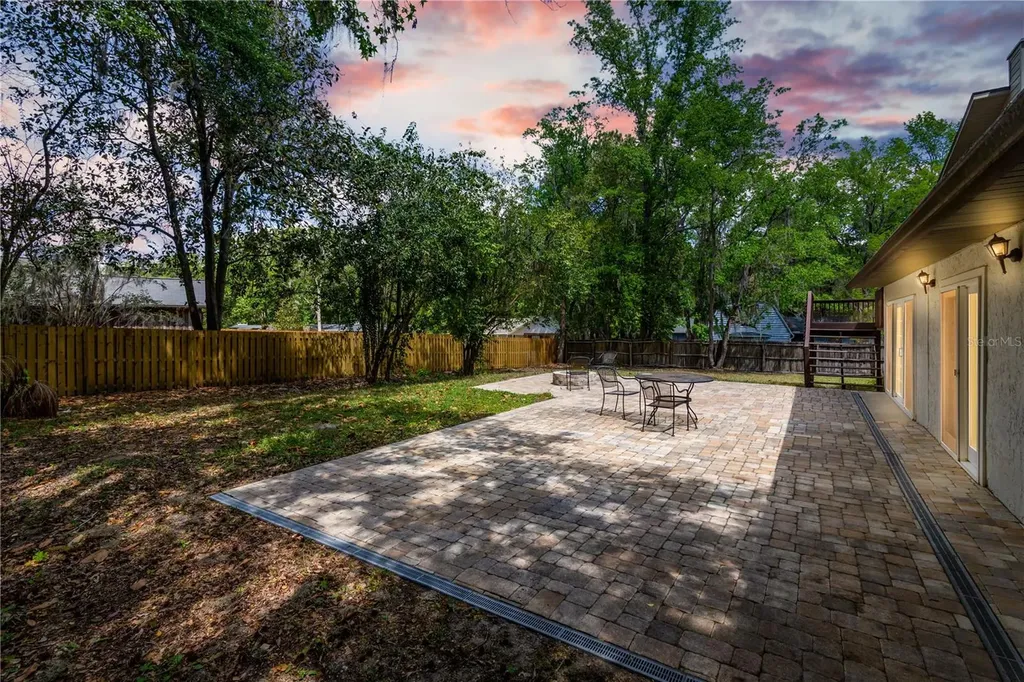 612 NW 101st Street Gainesville FL 32607