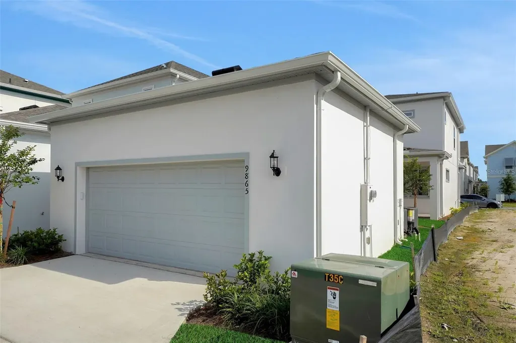 9865 Peebles Street Orlando FL 32827