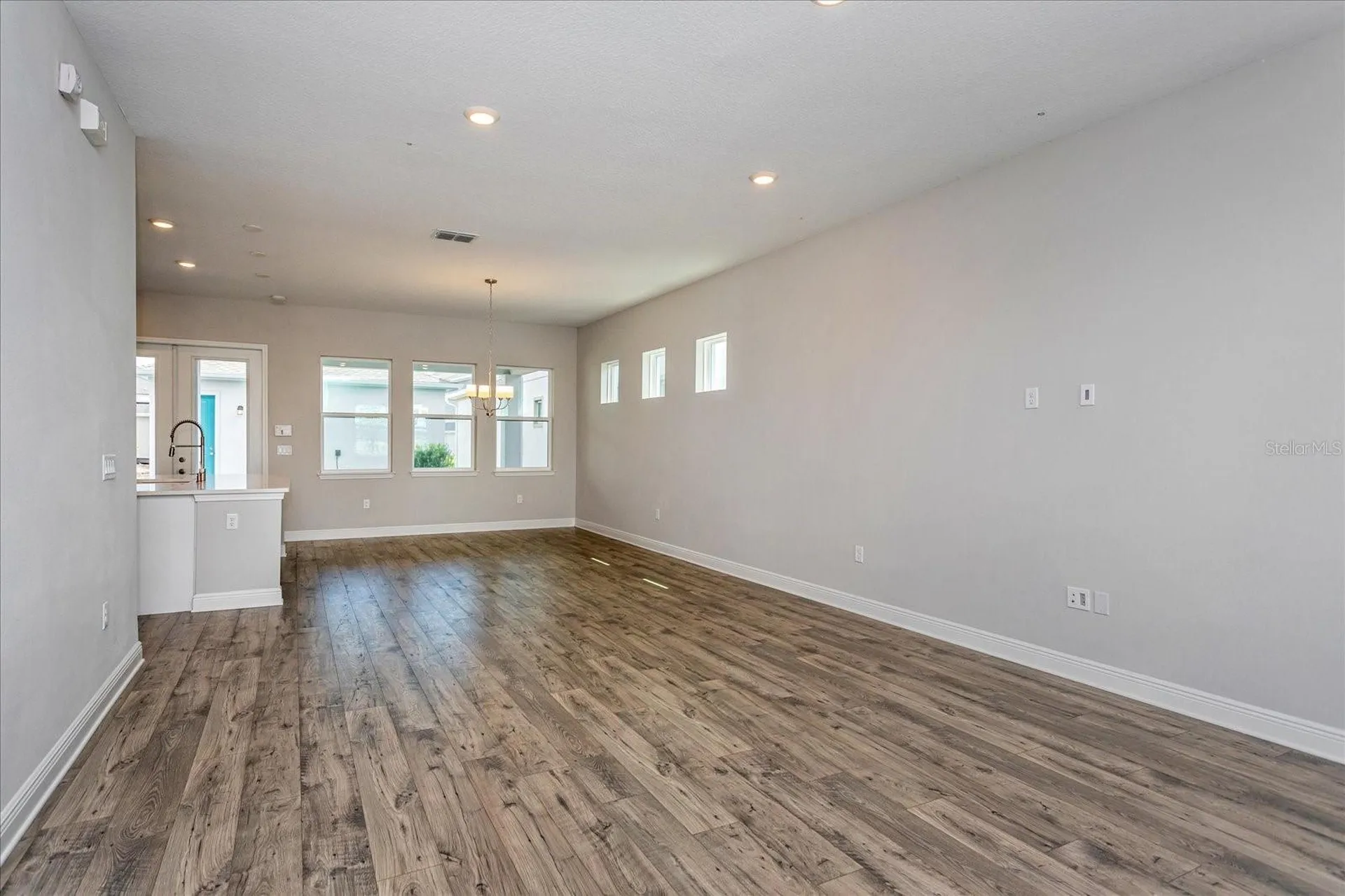 9865 Peebles Street Orlando FL 32827