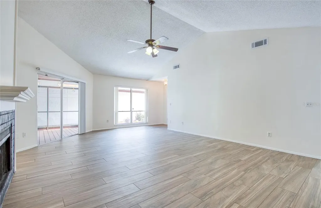 6922 Silvermill Drive Tampa FL 33635