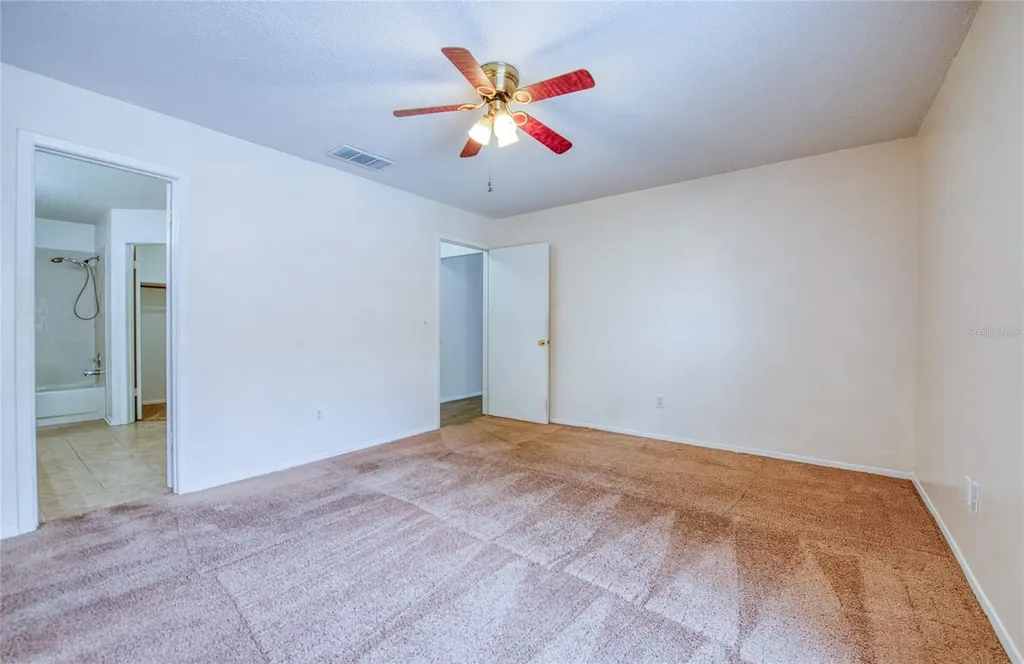 6922 Silvermill Drive Tampa FL 33635