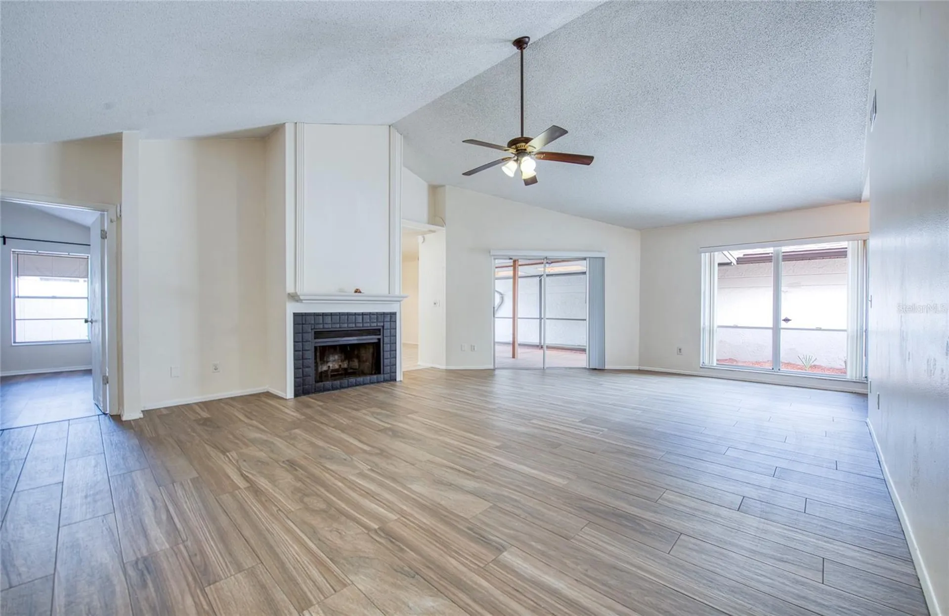 6922 Silvermill Drive Tampa FL 33635
