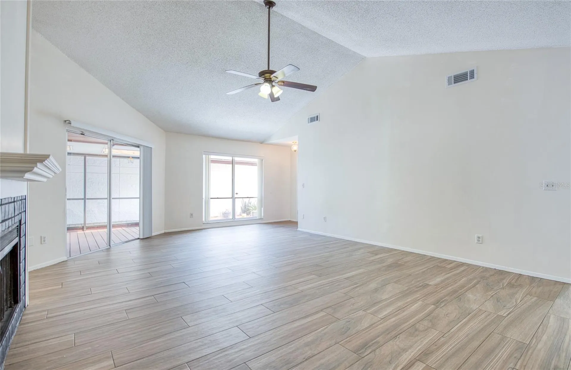 6922 Silvermill Drive Tampa FL 33635