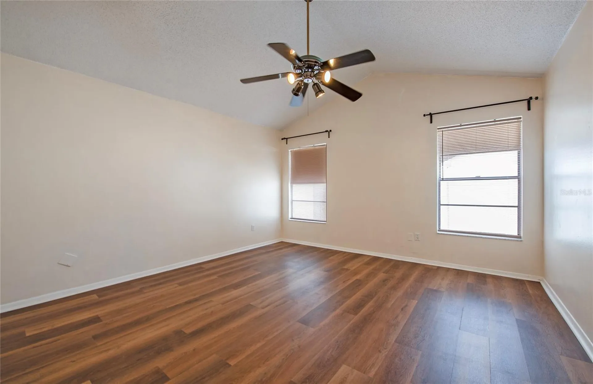 6922 Silvermill Drive Tampa FL 33635