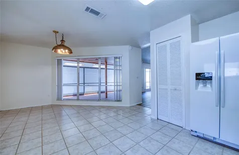 6922 Silvermill Drive Tampa FL 33635