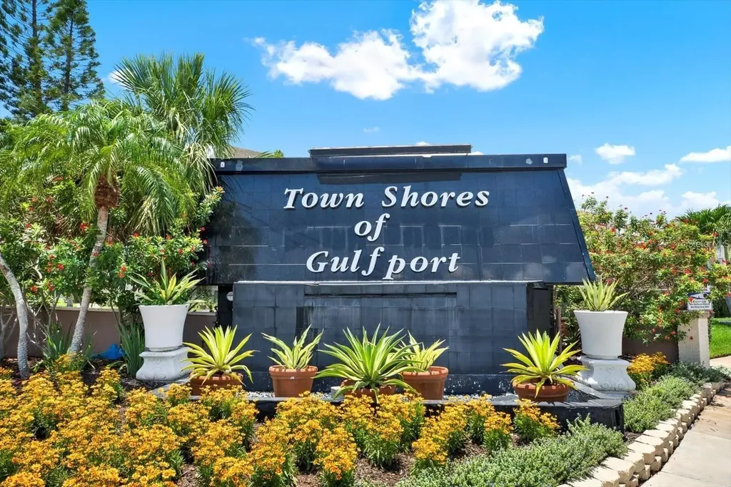 2850 59th Street S Gulfport FL 33707