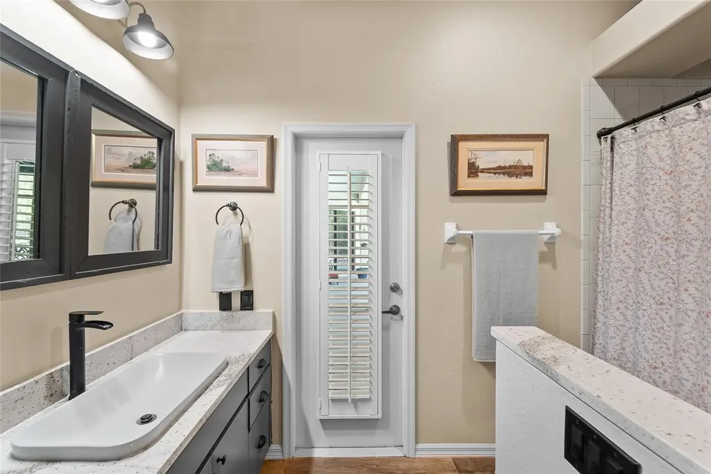 1012 Kingsborough Gardens Court Lutz FL 33548