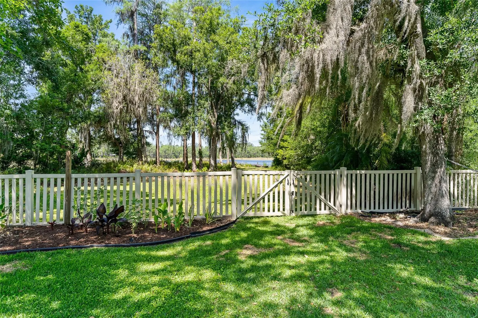 1012 Kingsborough Gardens Court Lutz FL 33548