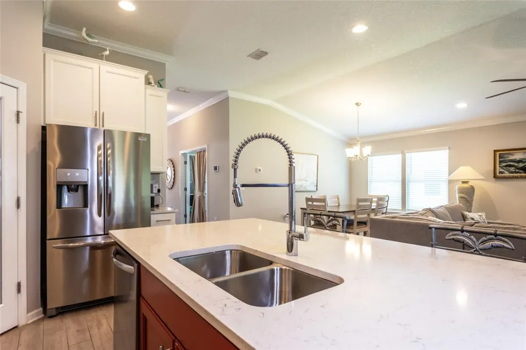 146 S Hummingbird Place Palm Coast FL 32164