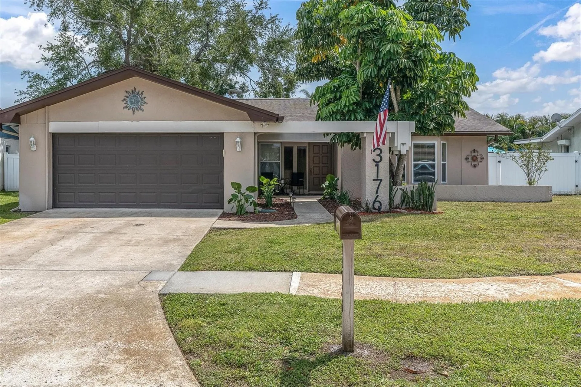 13176 Dorchester Drive Seminole FL 33776