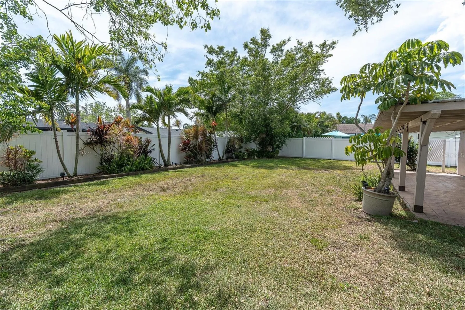 13176 Dorchester Drive Seminole FL 33776