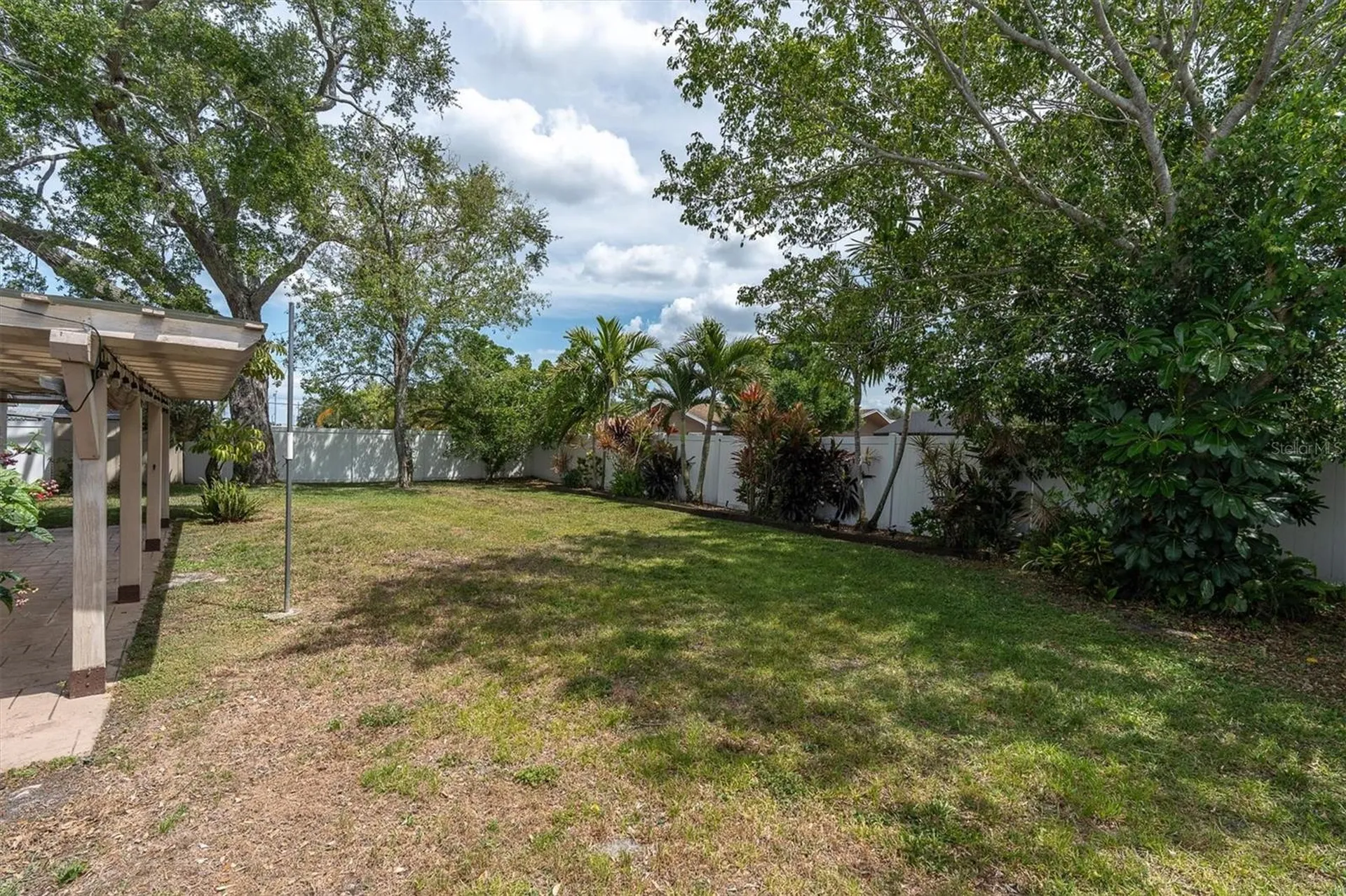 13176 Dorchester Drive Seminole FL 33776
