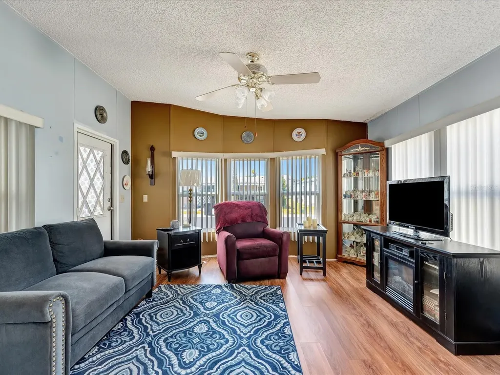 199 S Port Royal Lane Apollo Beach FL 33572