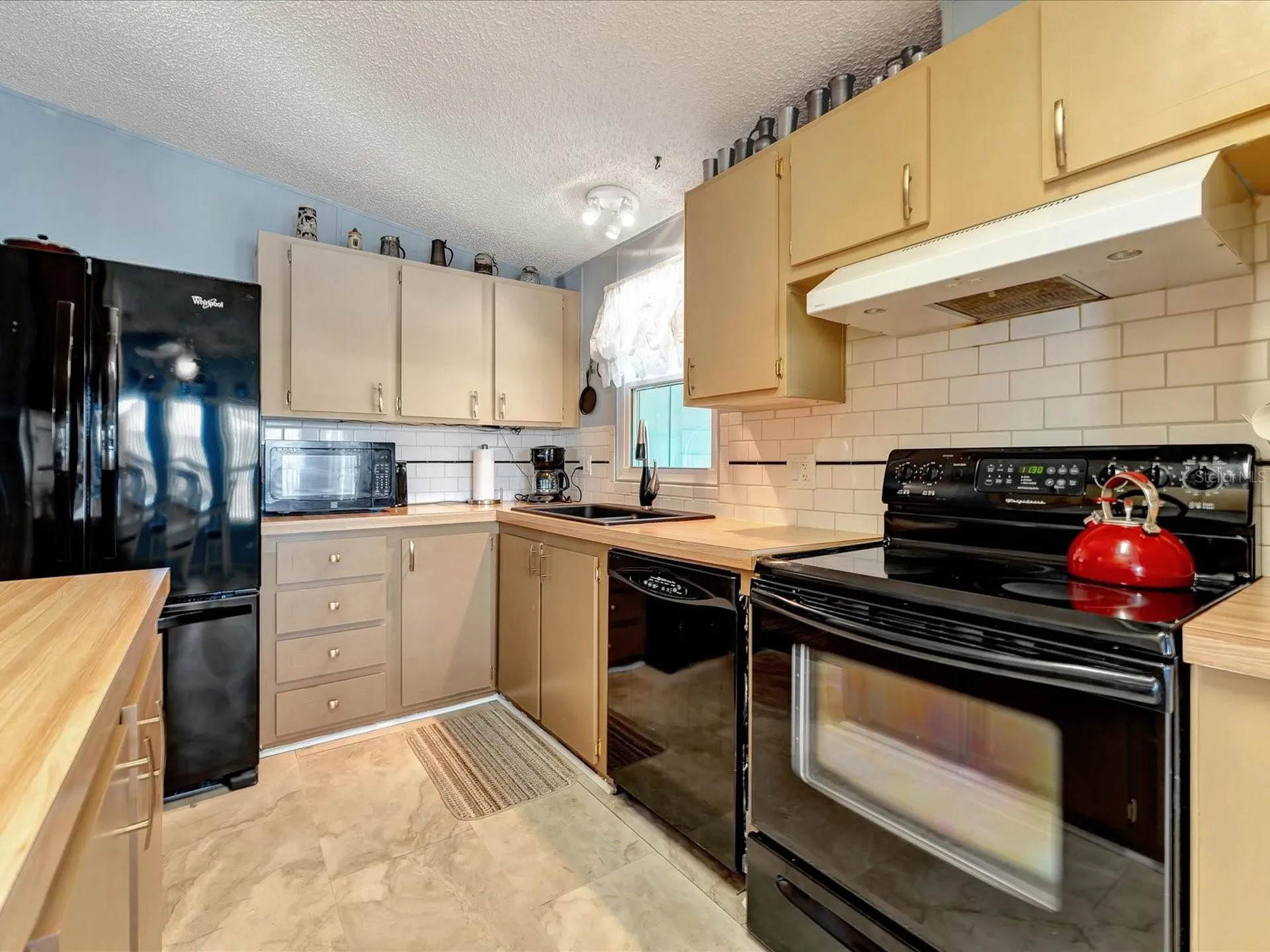 199 S Port Royal Lane Apollo Beach FL 33572