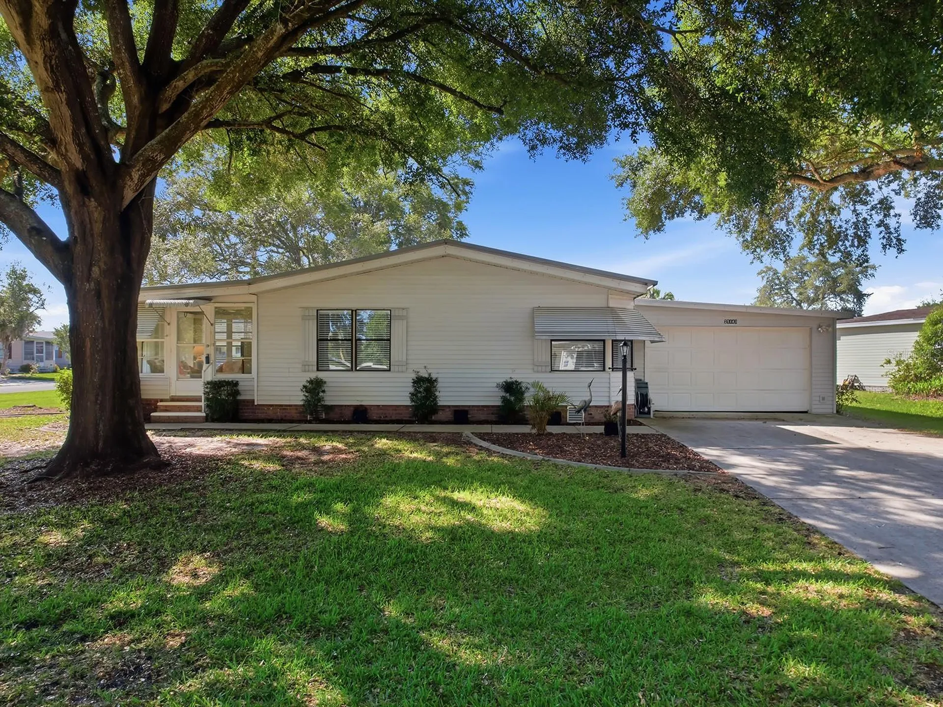 25143 Barrow Hill Leesburg FL 34748