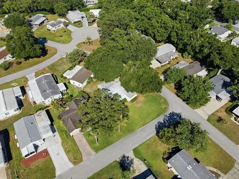 25143 Barrow Hill Leesburg FL 34748