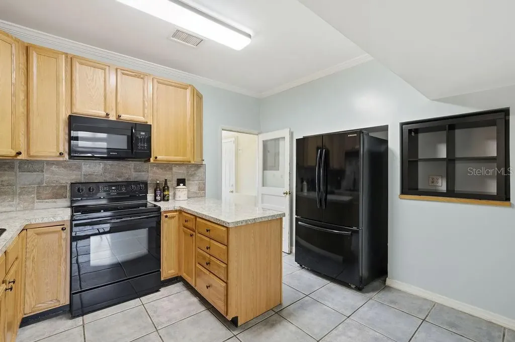 7207 S West Shore Boulevard Tampa FL 33616