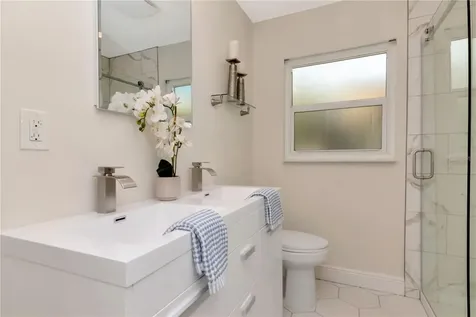 106 Steven Street Ruskin FL 33570